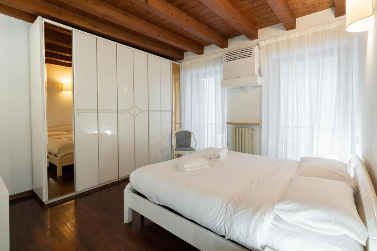 Appartement Domus - Centralissima E Antica Residenza Cappello *