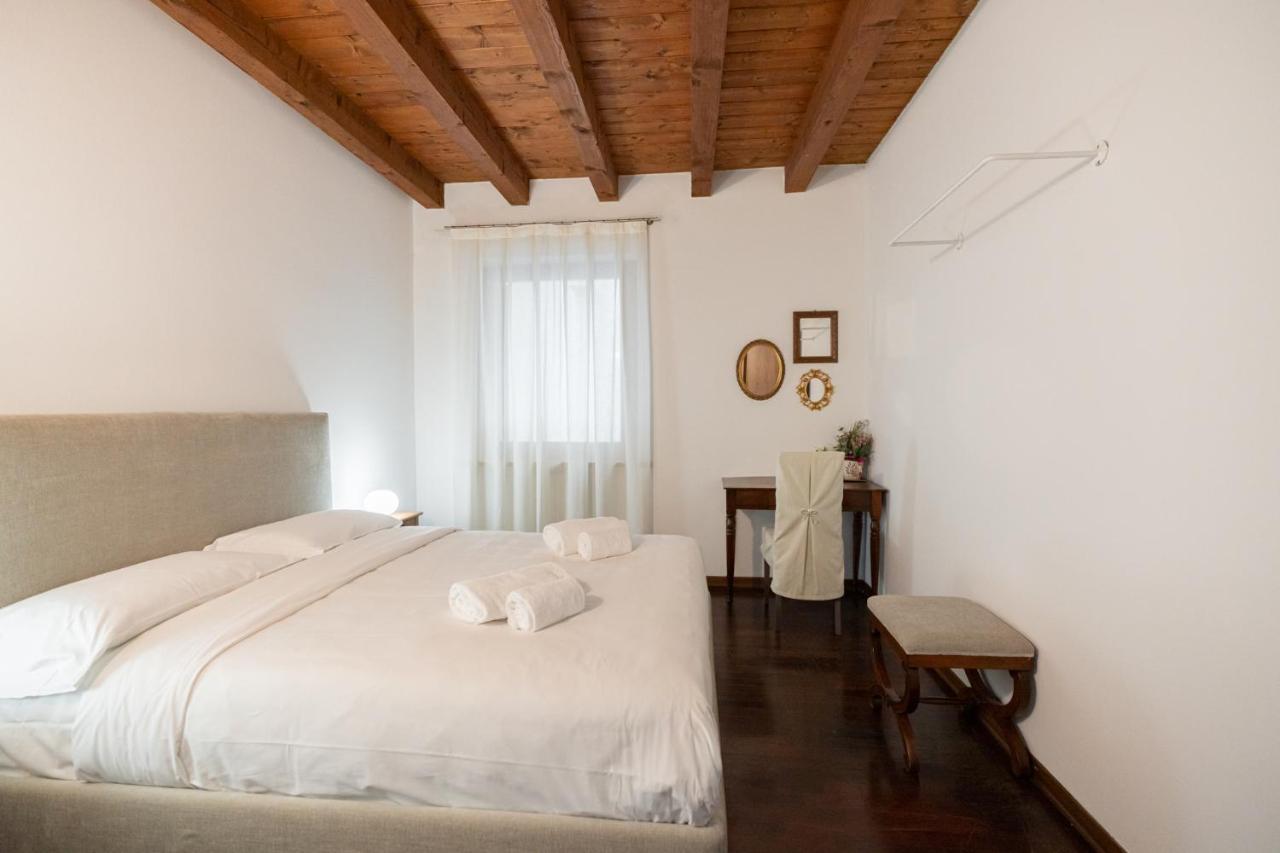 Domus - Centralissima E Antica Residenza Cappello Appartement *