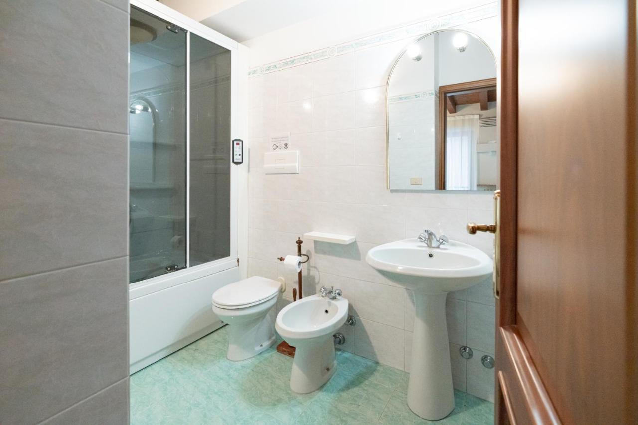 Appartement Domus - Centralissima E Antica Residenza Cappello *
